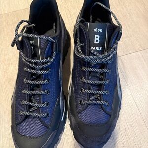 Aris Men's Navy and Black Sneakers